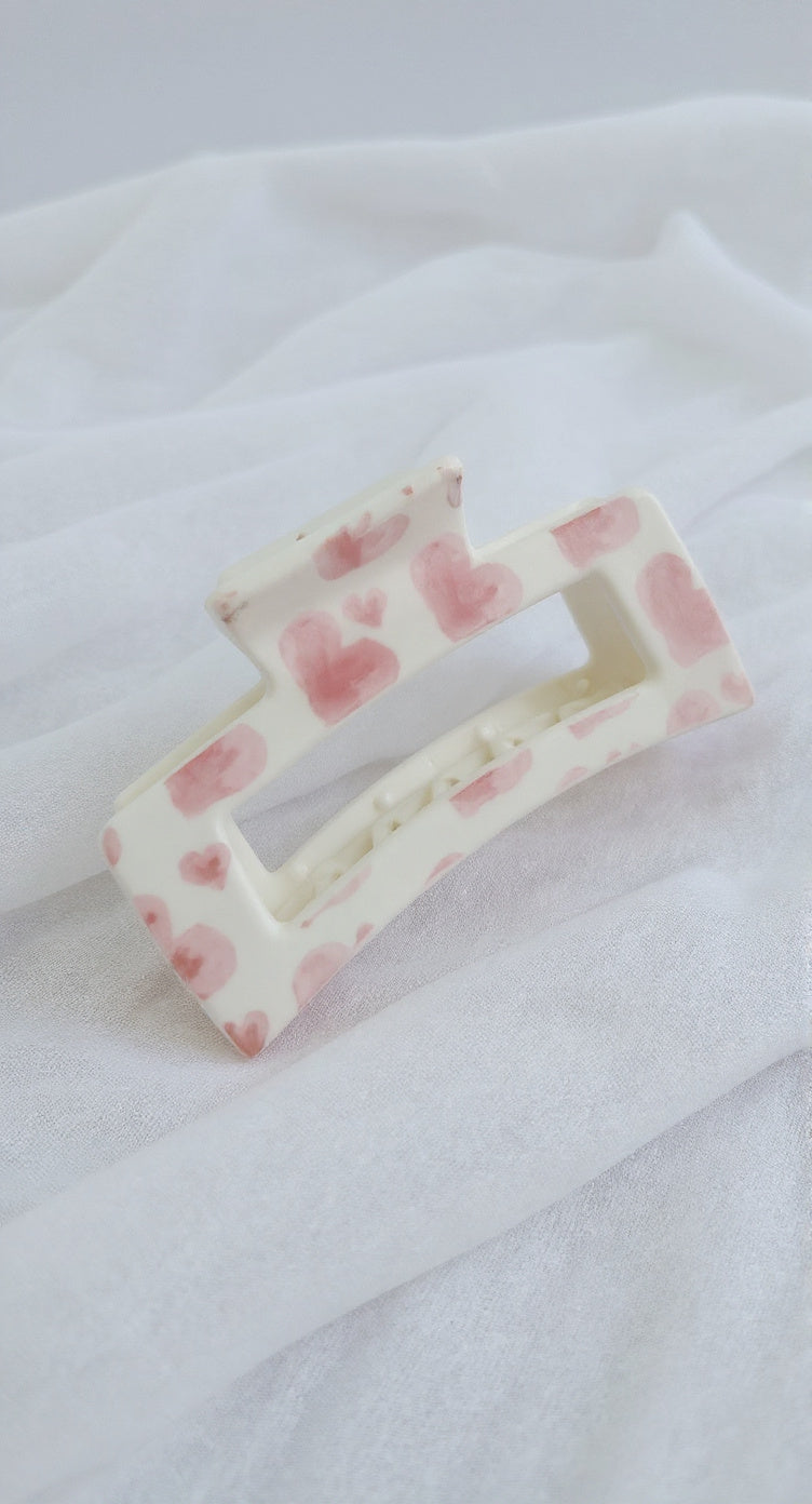 Claw Clip - White with Pink Hearts