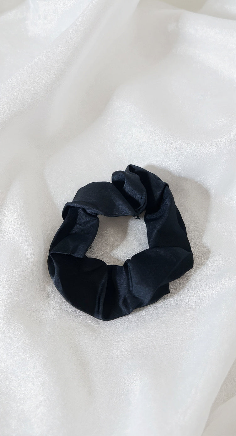 Scrunchies - Black  Plain