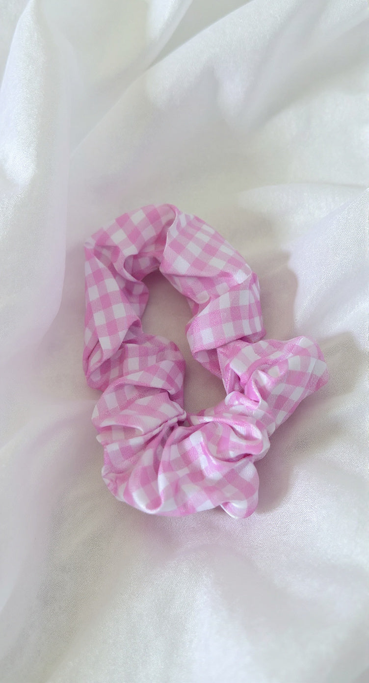 Scrunchies - Dark Checks Pink Pattern
